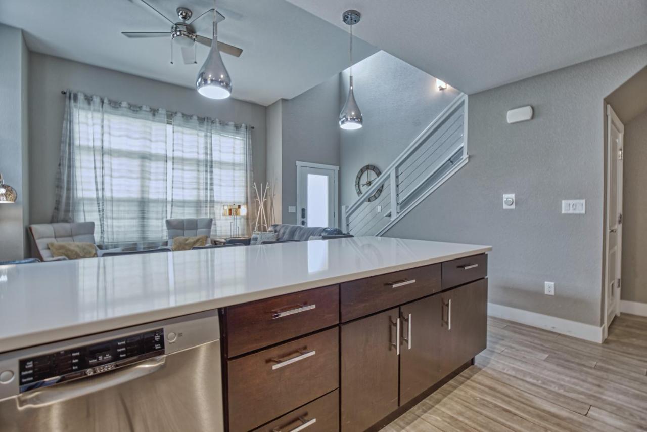 Modern Townhome Near Old Town, Breweries, & River! Fort Collins Esterno foto